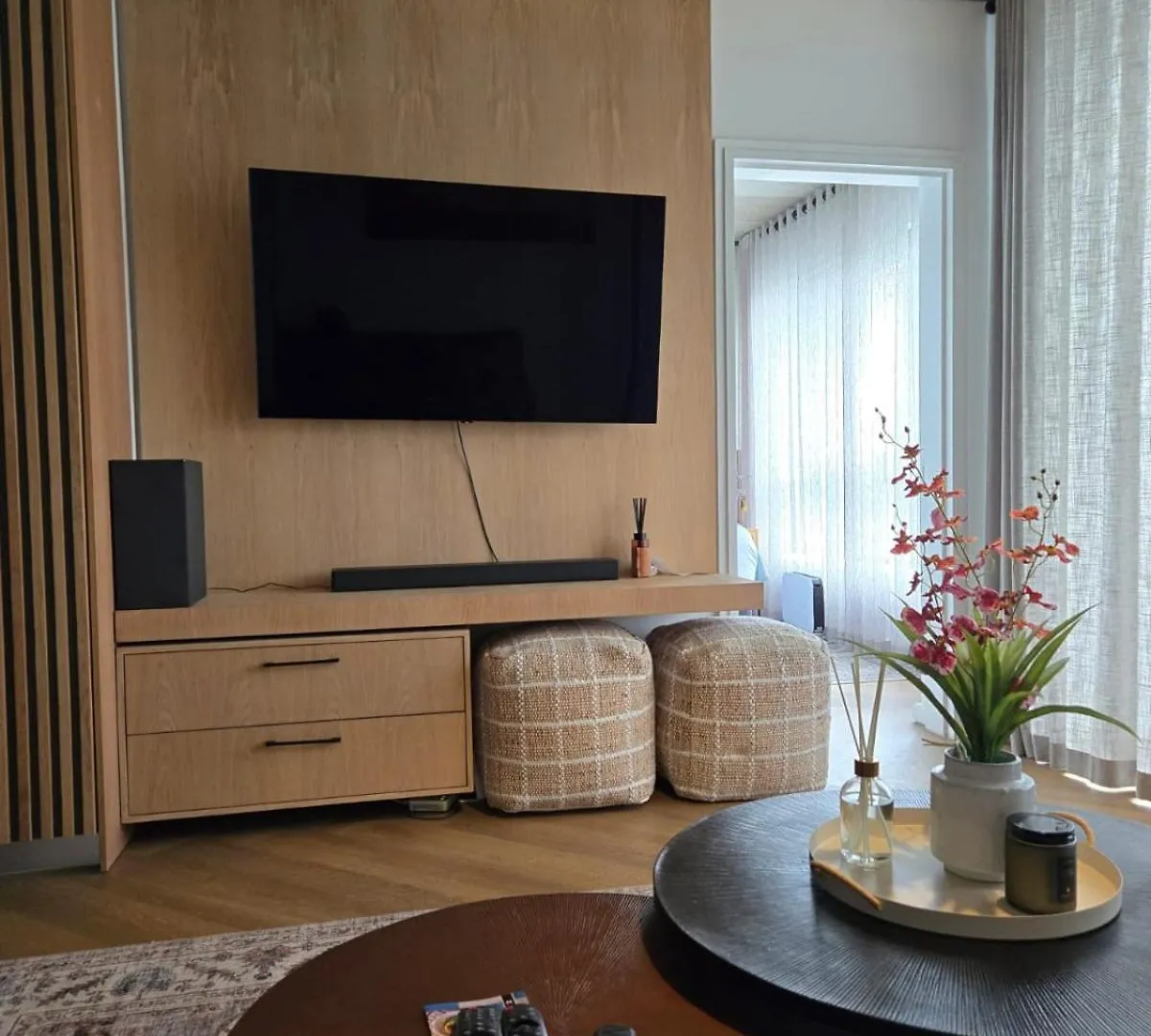308 Bridgewater One - Two Bedroom Apartment With Park Views Cape Town 0*,